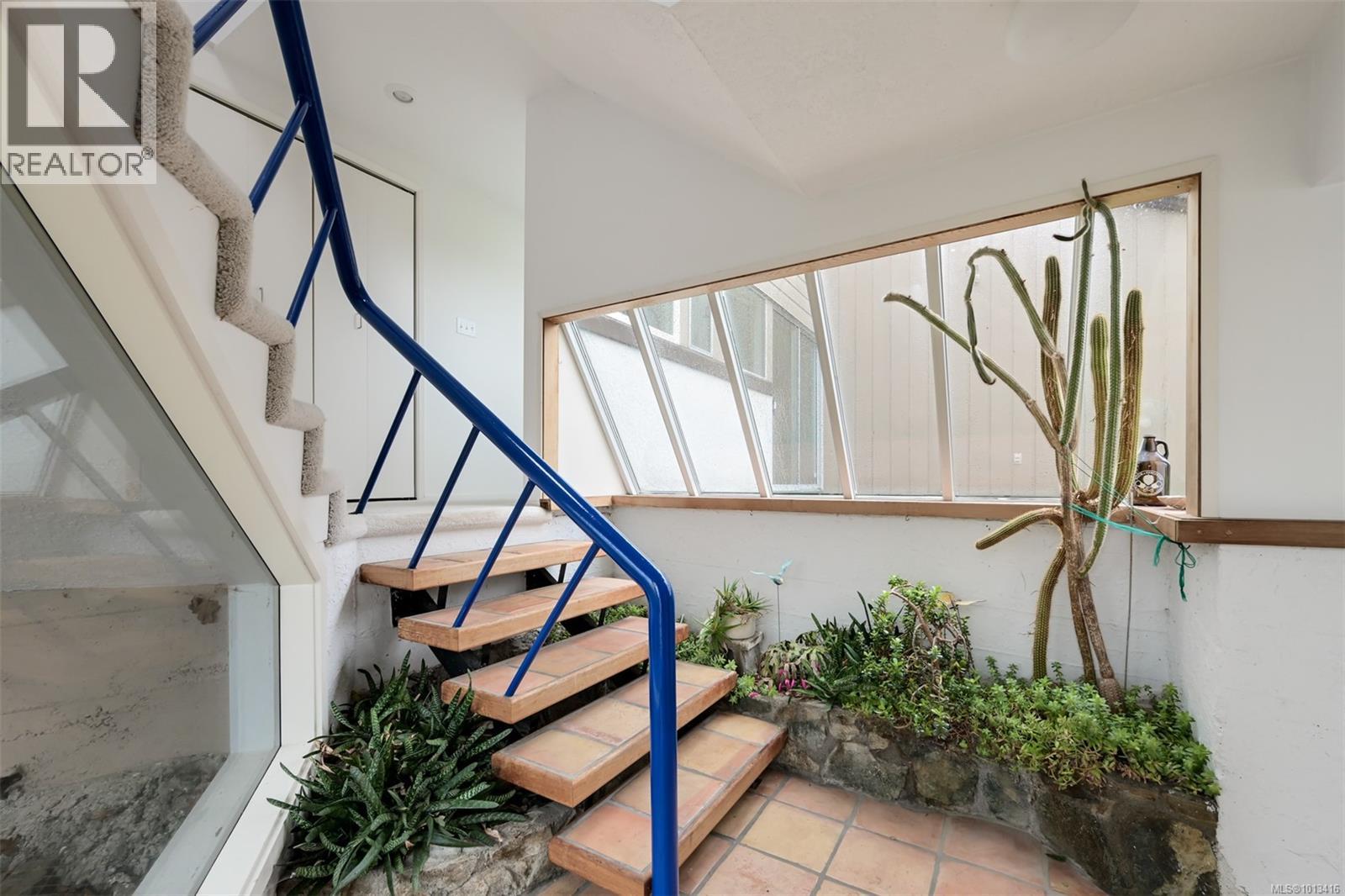 1291 Rockcrest Ave, Esquimalt