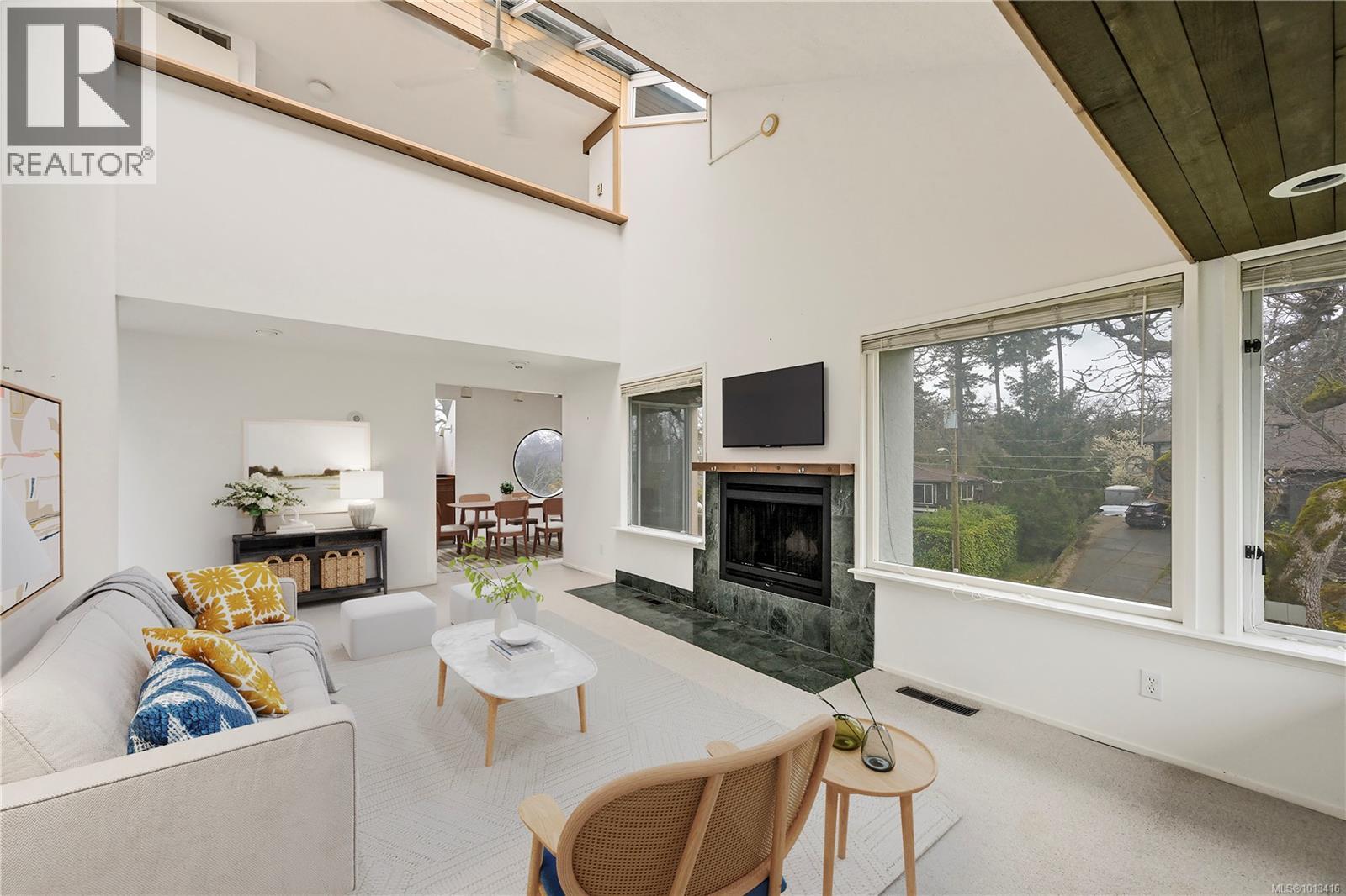 1291 Rockcrest Ave, Esquimalt