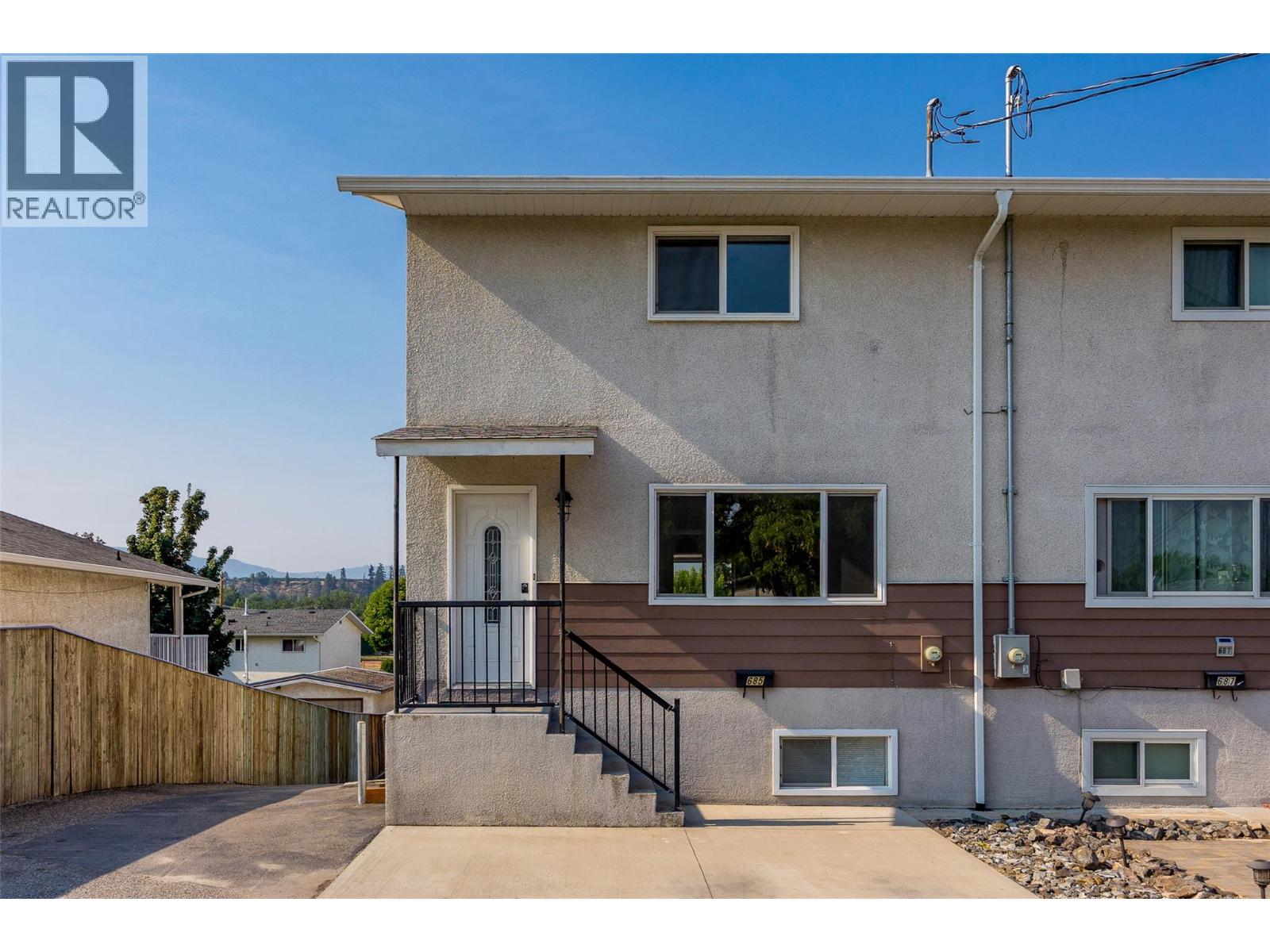  685 Hollydell Road, Kelowna
