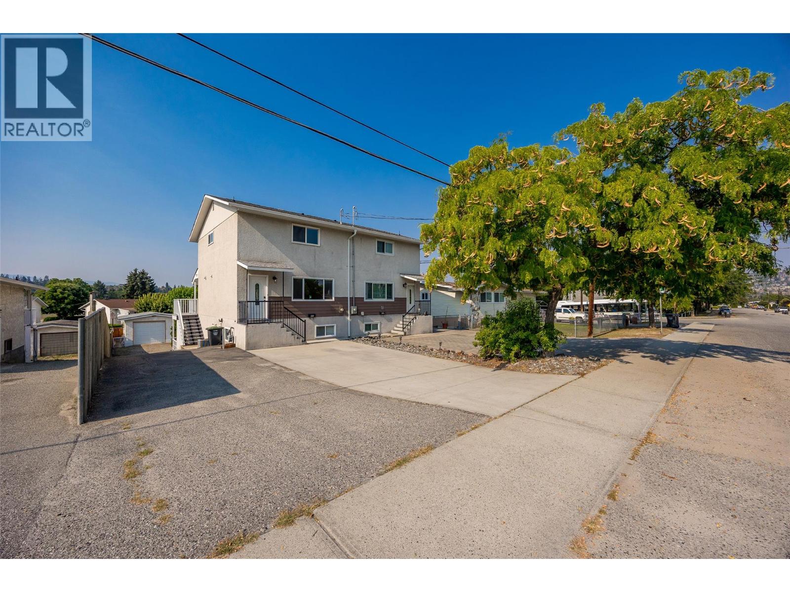  685 Hollydell Road, Kelowna