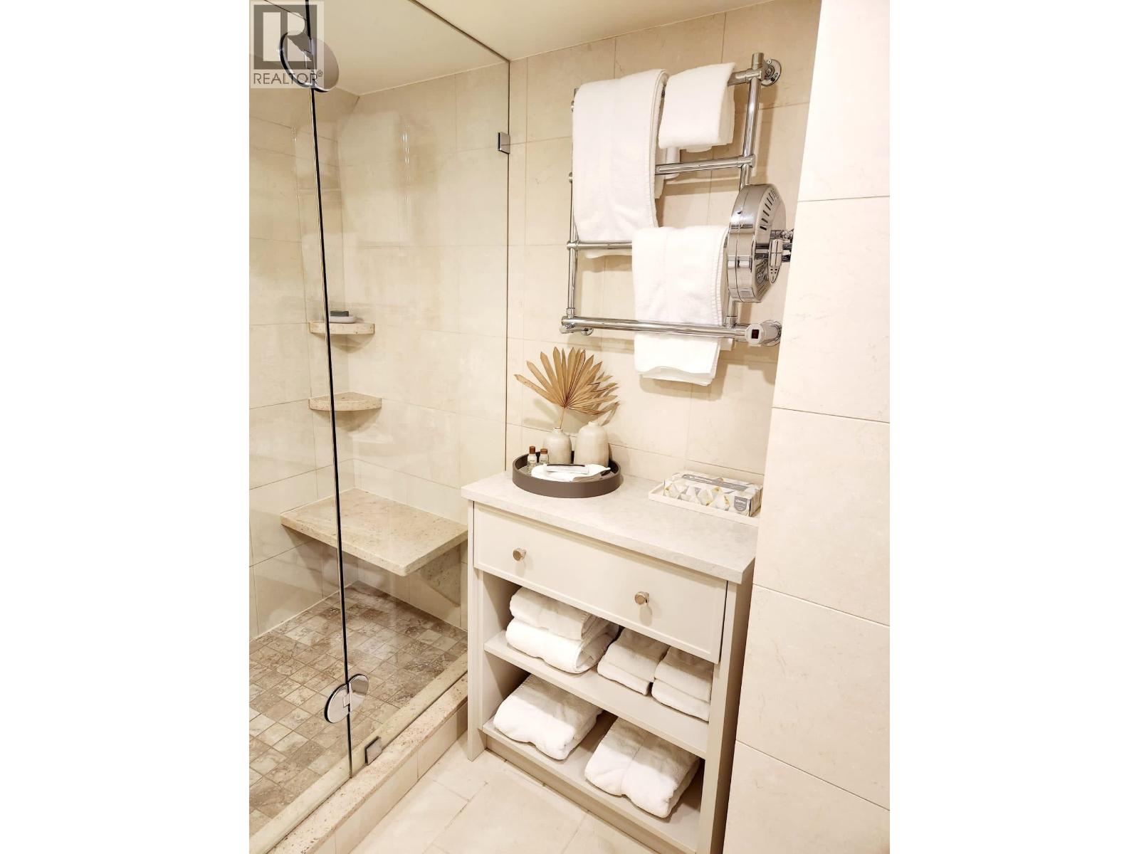 307 4280 MOUNTAIN SQUARE, Whistler