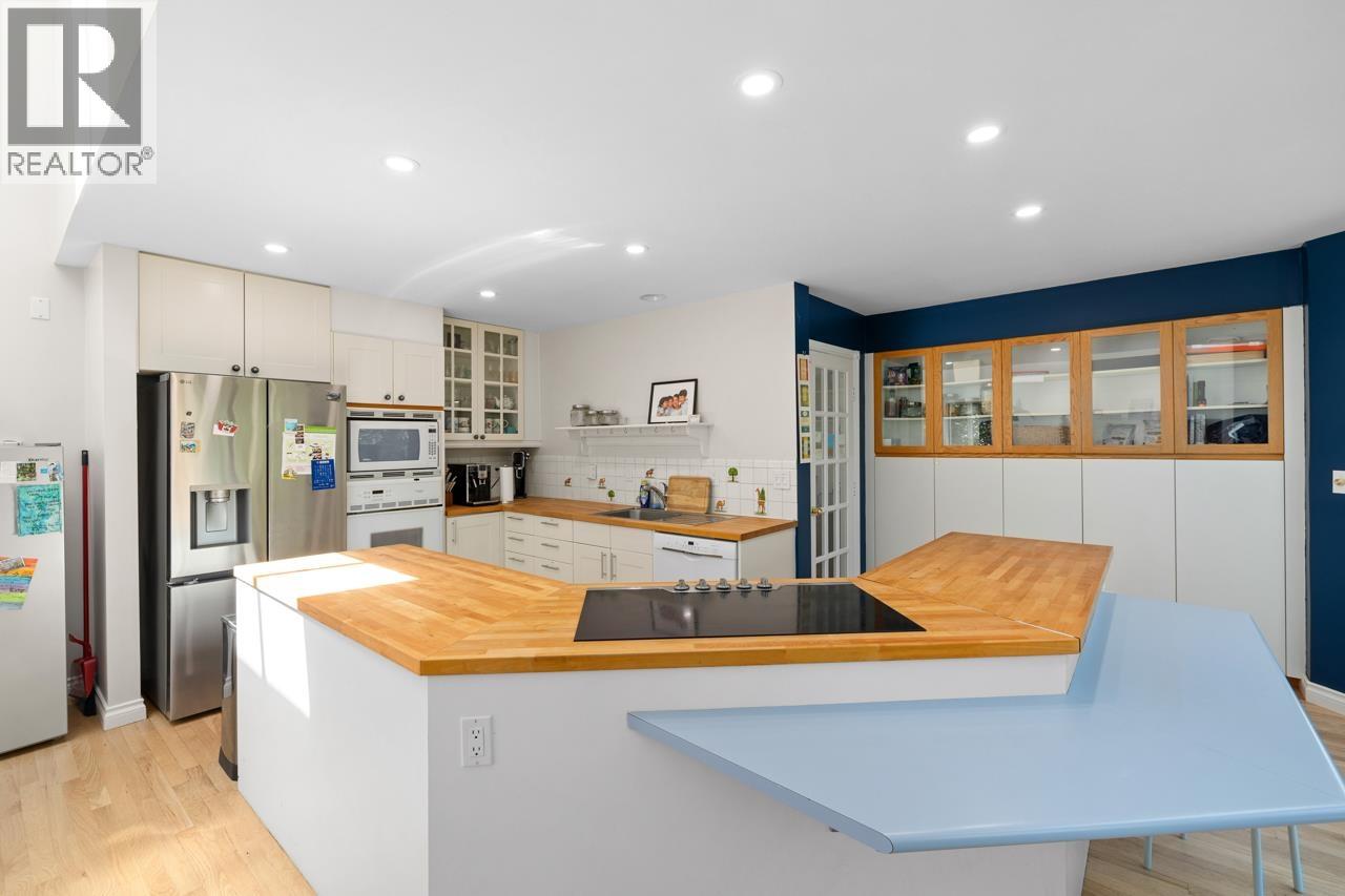 6755 DUFFERIN AVENUE, West Vancouver