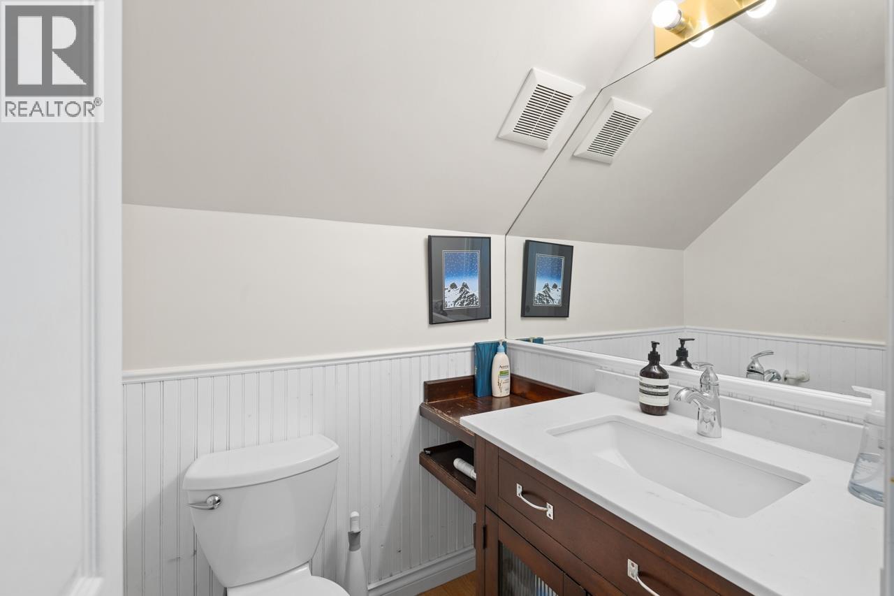 6755 DUFFERIN AVENUE, West Vancouver