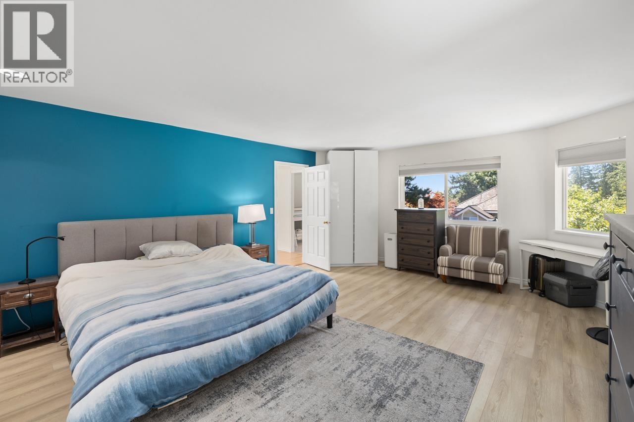 6755 DUFFERIN AVENUE, West Vancouver