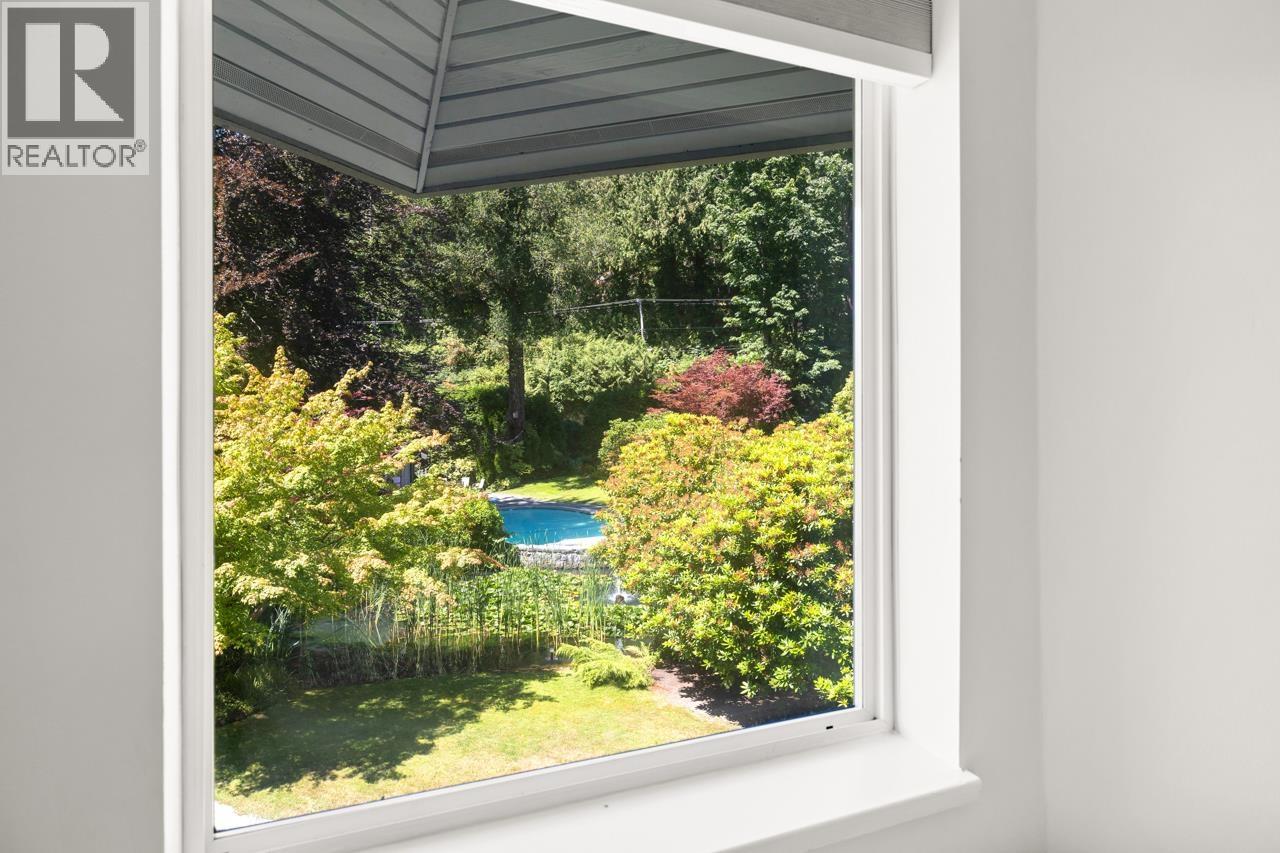 6755 DUFFERIN AVENUE, West Vancouver
