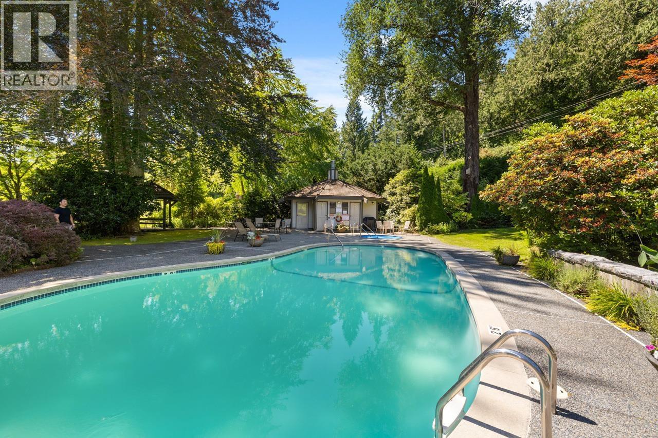 6755 DUFFERIN AVENUE, West Vancouver