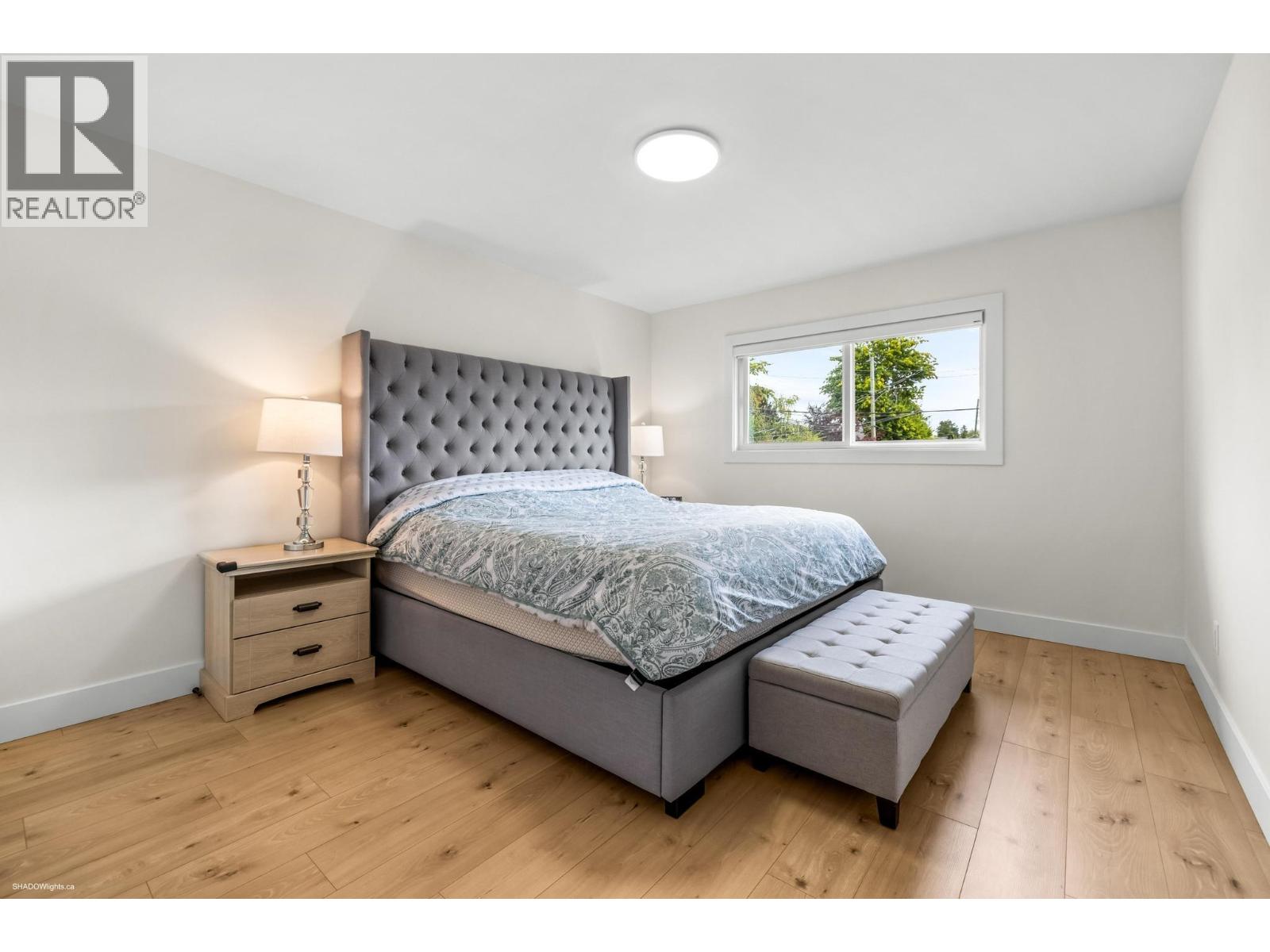 9360 PINEWELL Crescent, Richmond