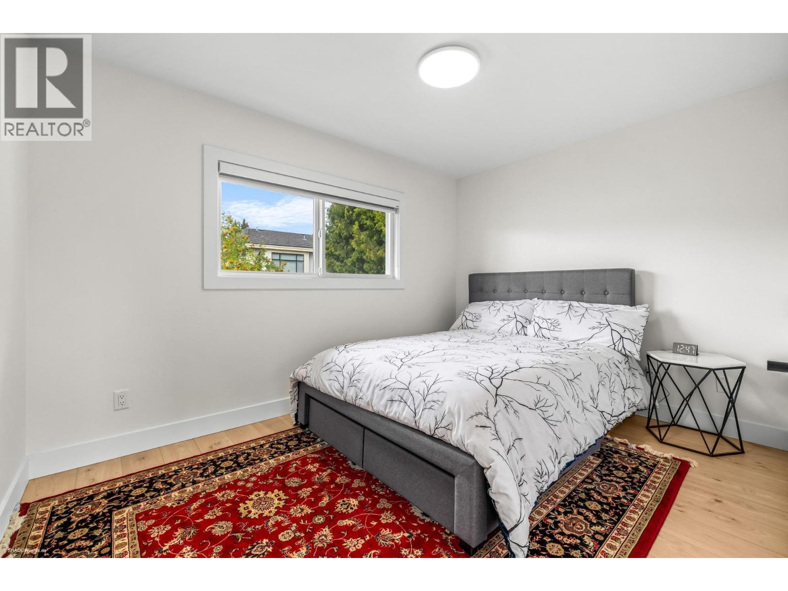 9360 PINEWELL Crescent, Richmond