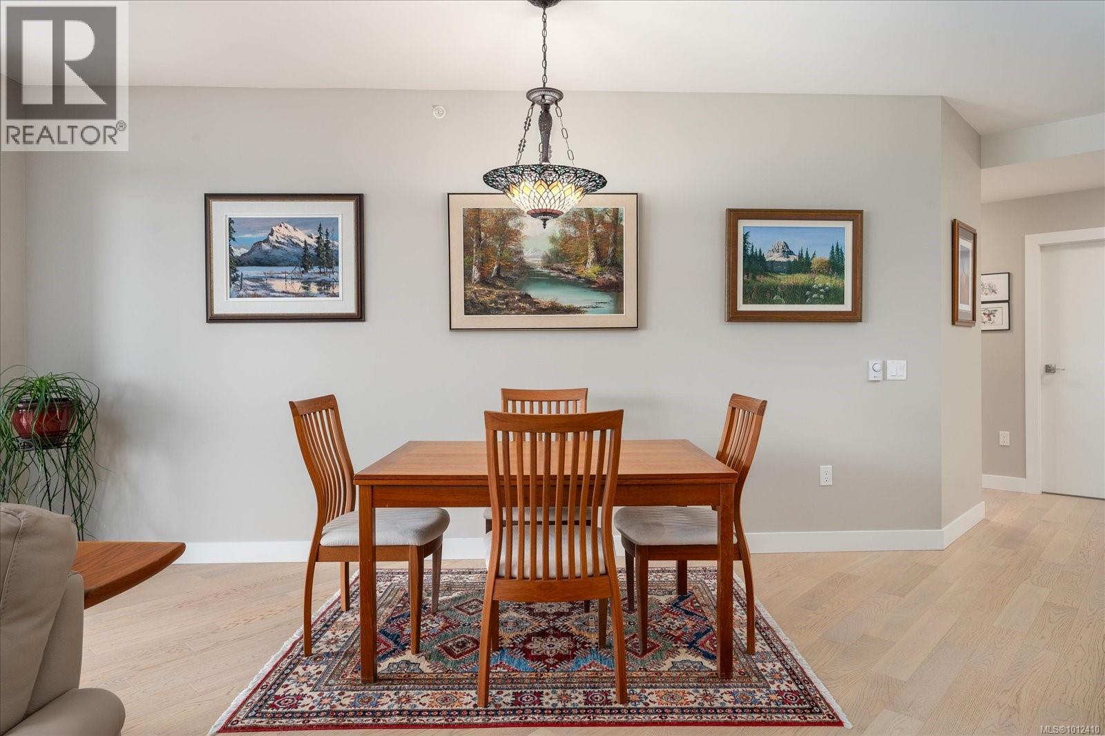 305 3529 Dolphin Dr, Nanoose Bay
