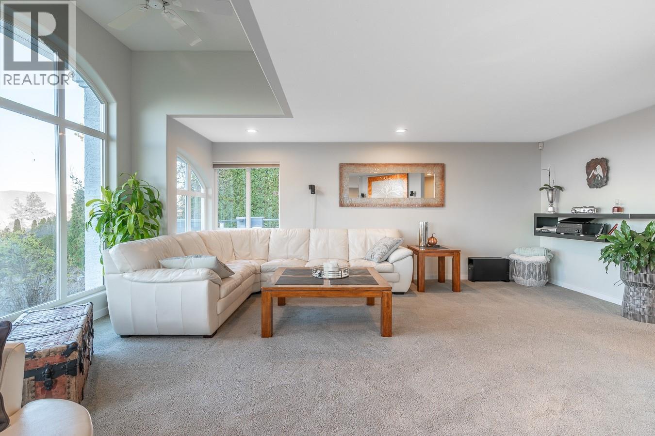 2015 High Country Boulevard, Kamloops