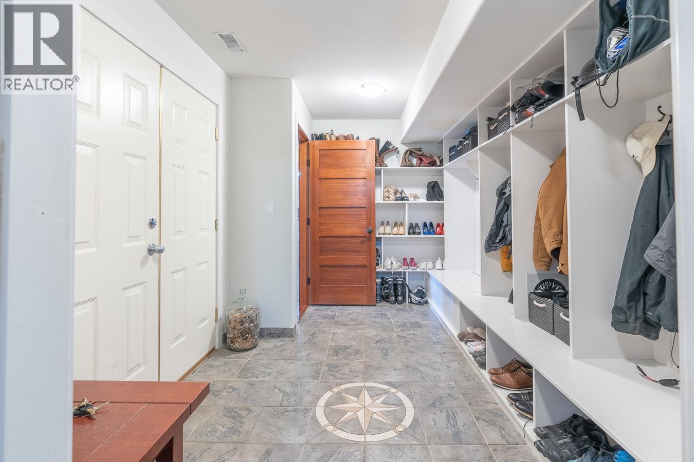 2015 High Country Boulevard, Kamloops