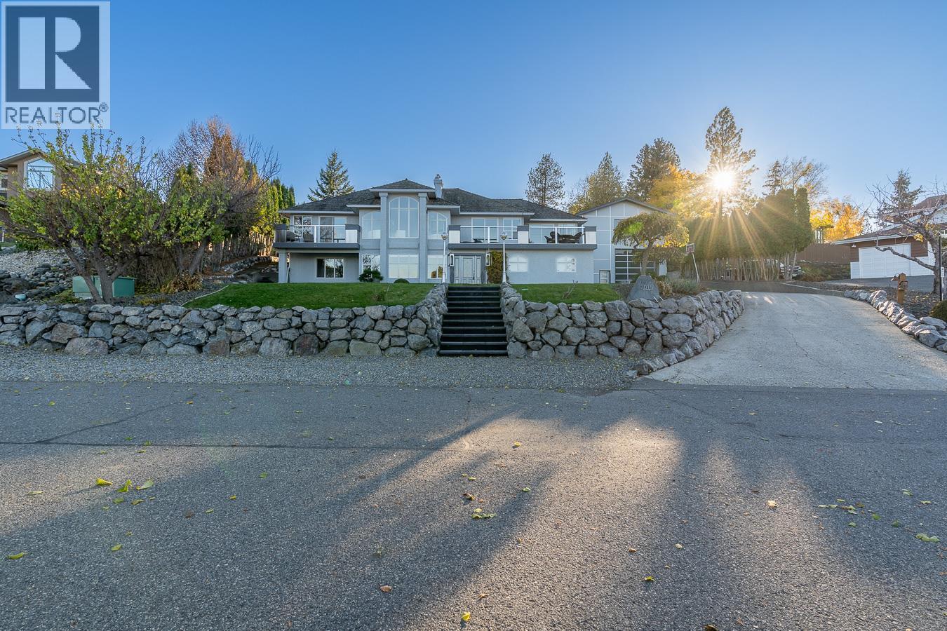 2015 High Country Boulevard, Kamloops