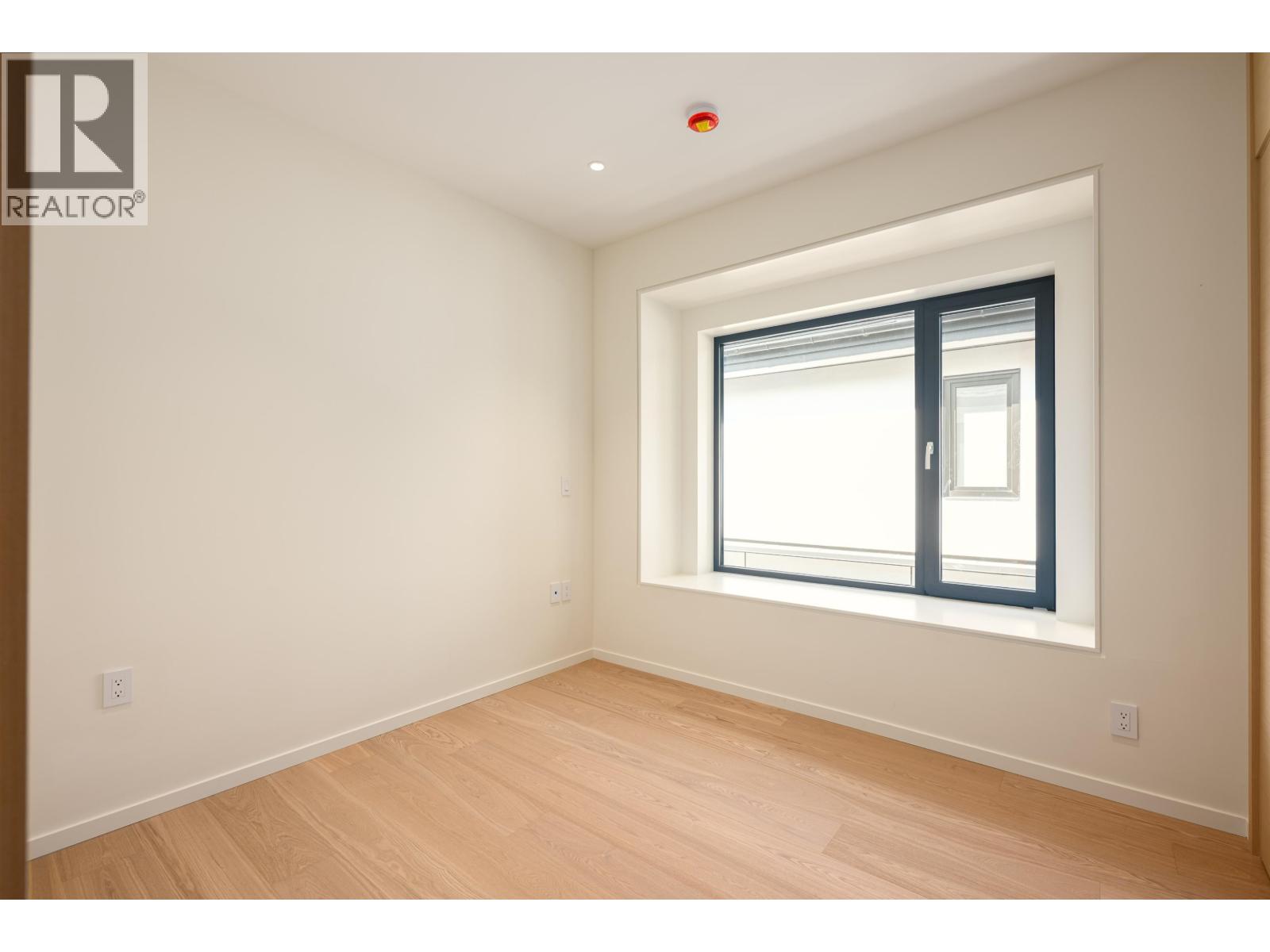 4475 WALLACE STREET, Vancouver