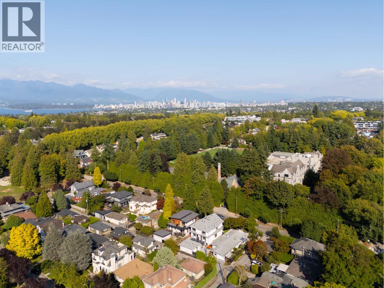4475 WALLACE STREET, Vancouver