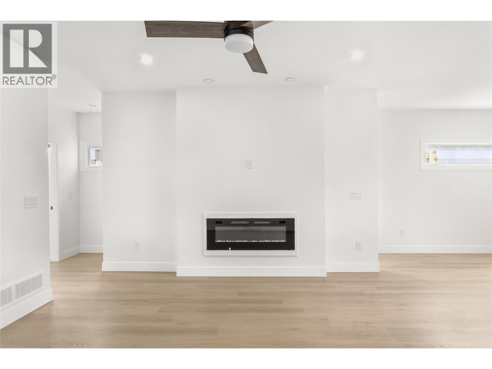  2709 Hewl Road, West Kelowna