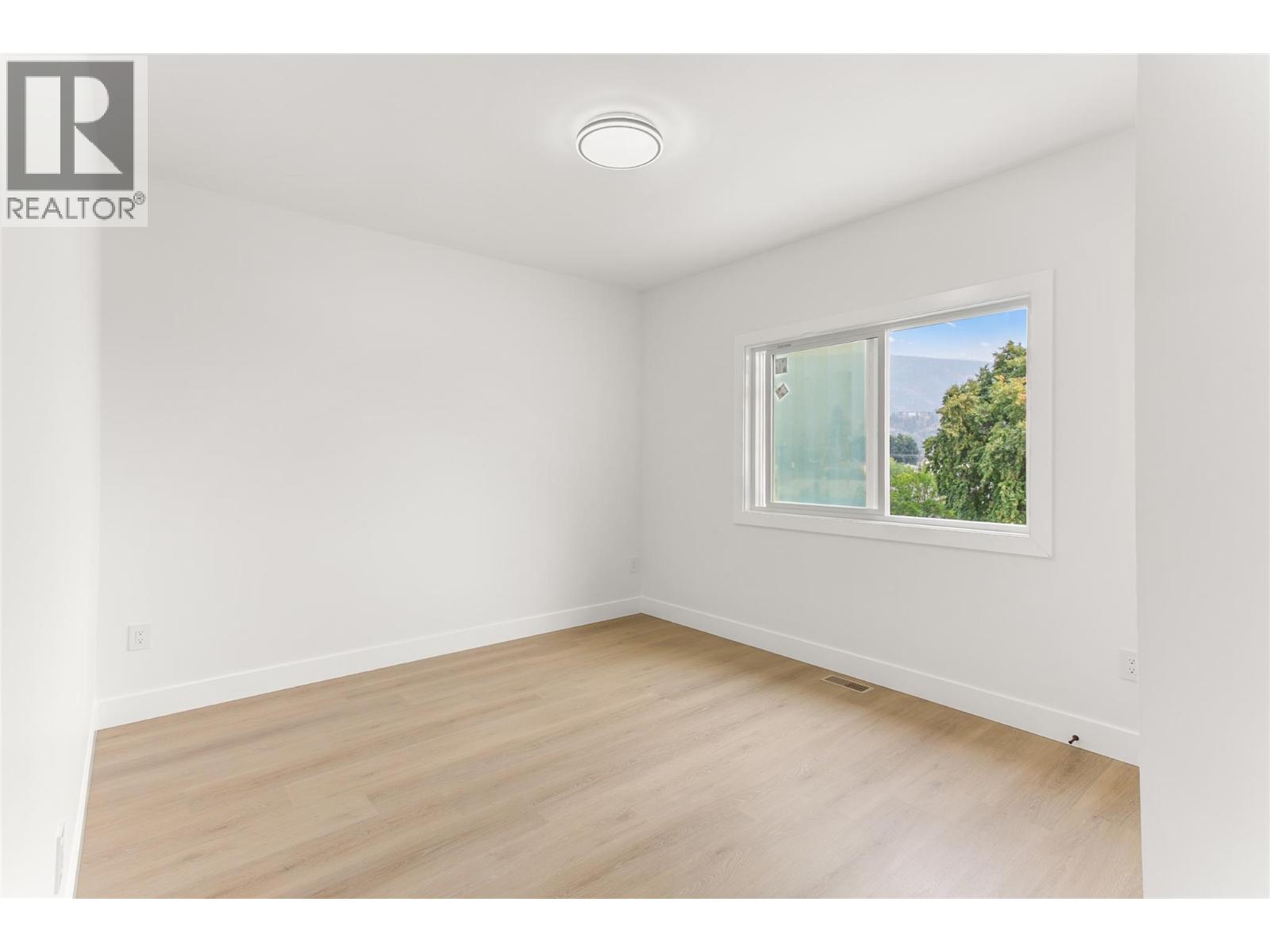  2709 Hewl Road, West Kelowna