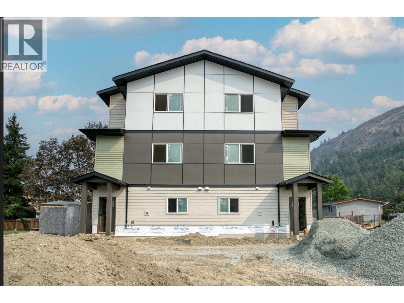 2709 Hewl Road, West Kelowna