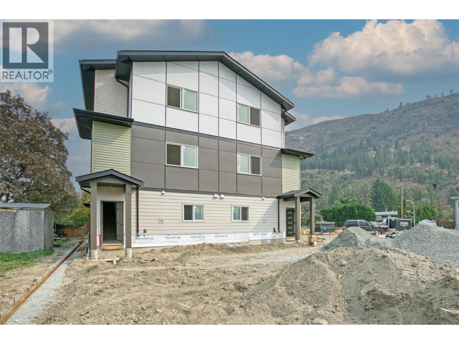  2709 Hewl Road, West Kelowna