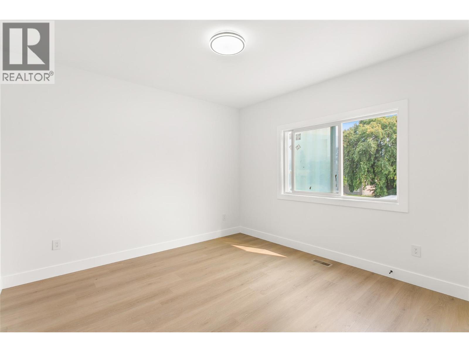 2709 Hewl Road, West Kelowna