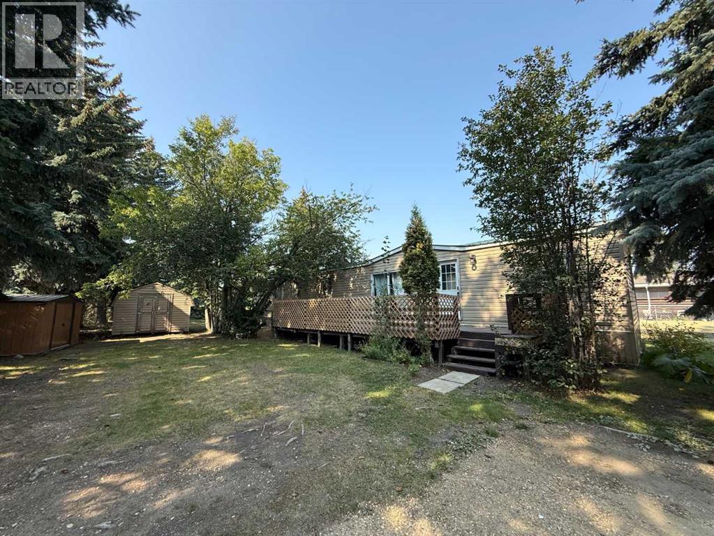 16205 54 Street, Ponoka