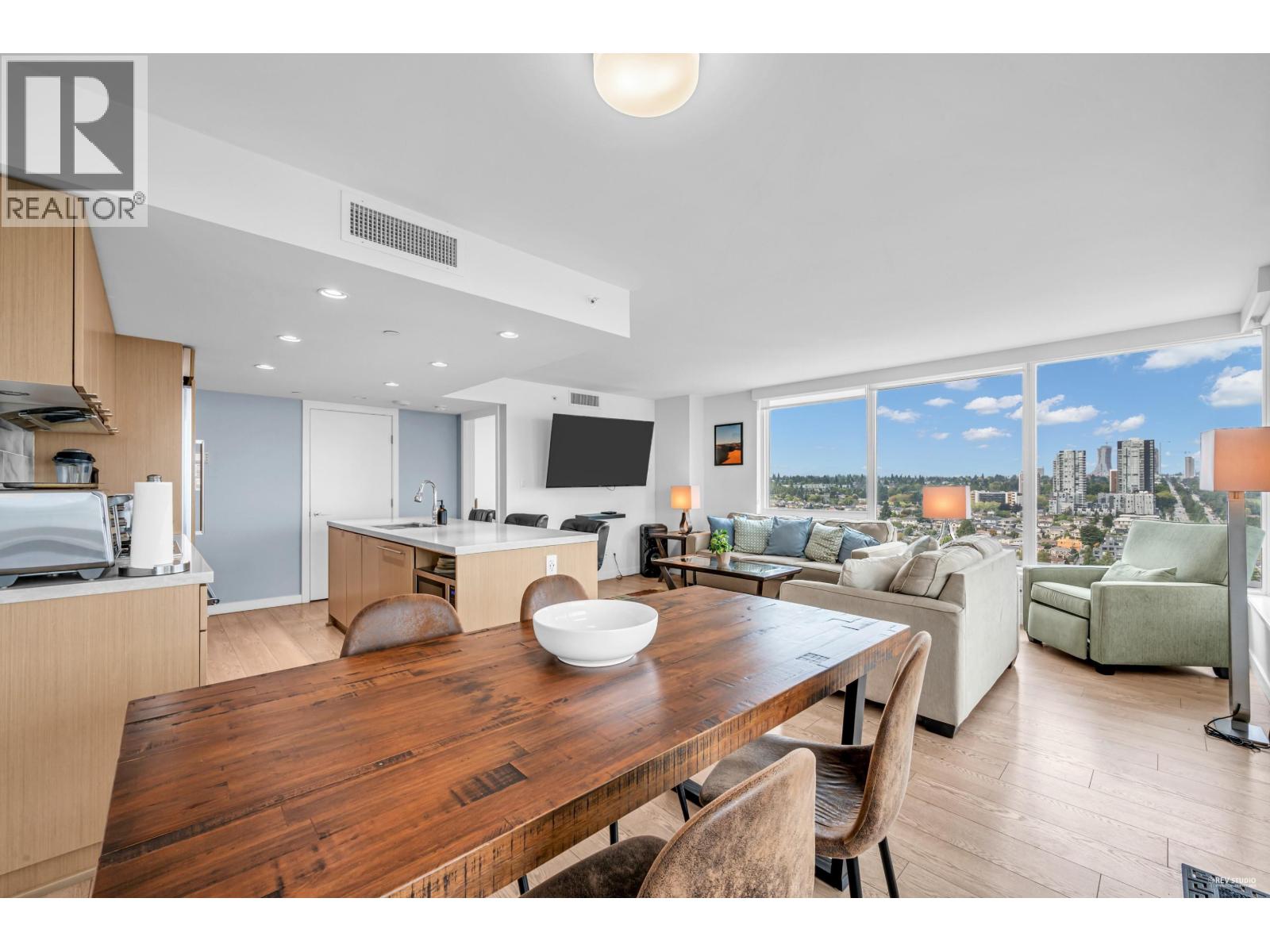 2504 8189 CAMBIE STREET, Vancouver