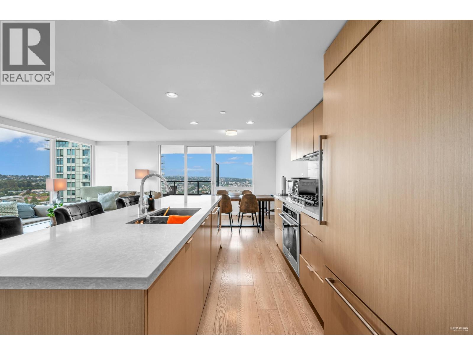 2504 8189 CAMBIE STREET, Vancouver