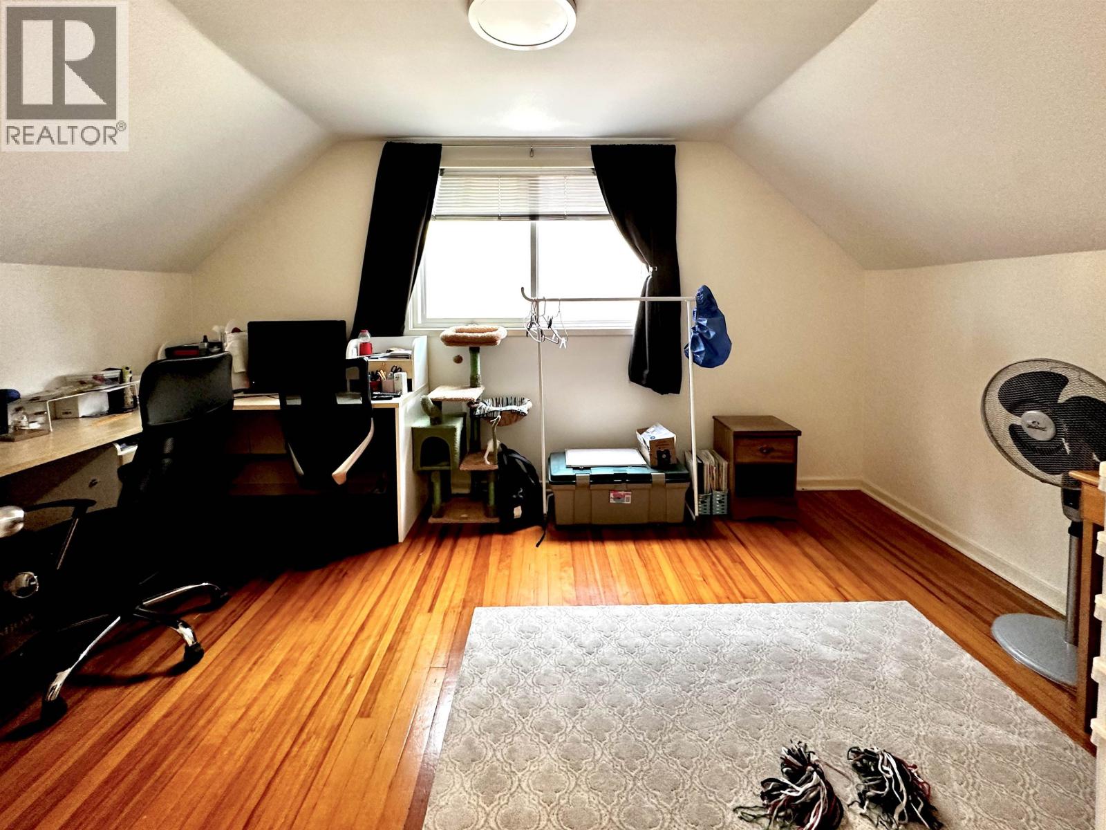 7630 VICTORIA DRIVE, Vancouver