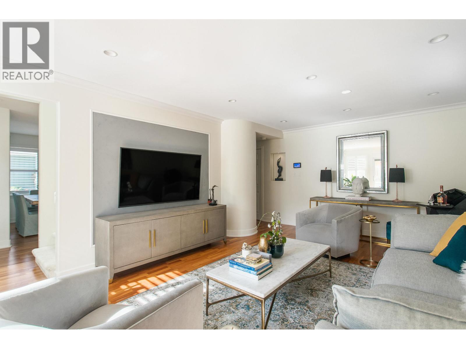 1645 ST. ANDREWS AVENUE, North Vancouver