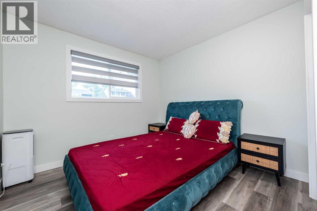 Single Family House Bungalow for Sale in  Temple Drive NE Temple Calgary 