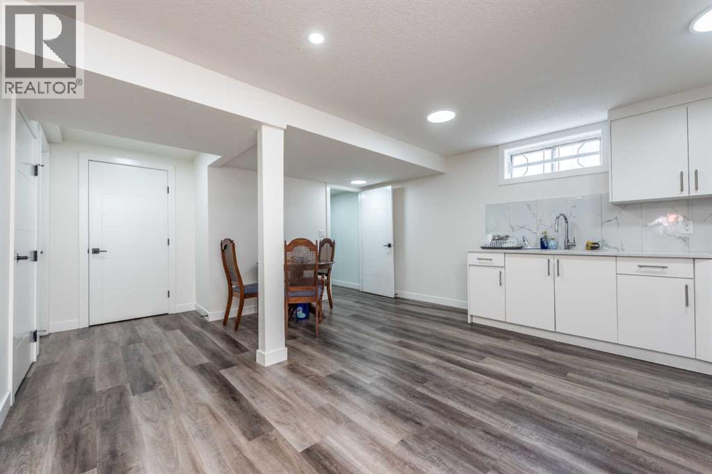 Single Family House Bungalow for Sale in  Temple Drive NE Temple Calgary 