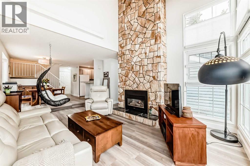Single Family House for Sale in   Berwick Crescent NW Beddington Heights Calgary 