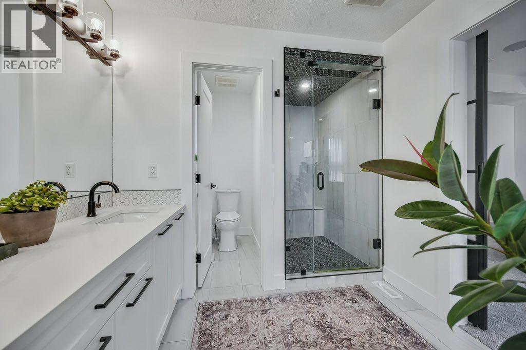 Single Family House for Sale in   Street NE Winston Heights/Mountview Calgary 