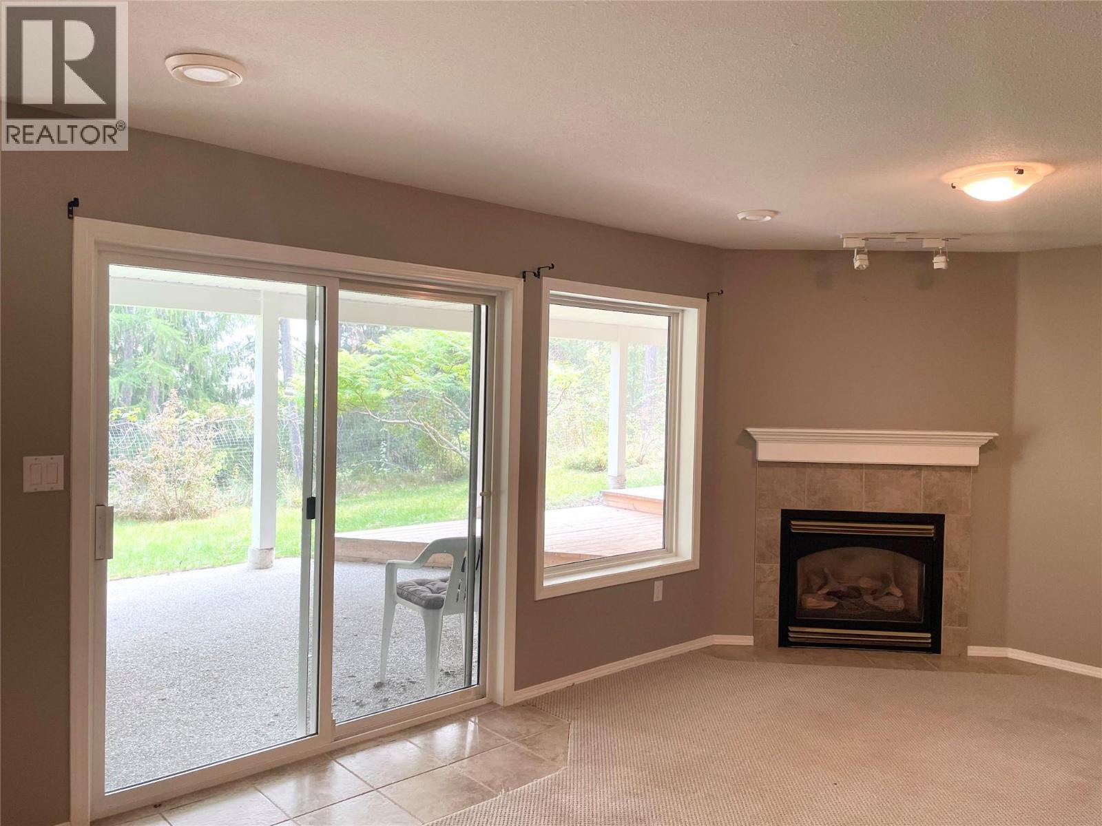 253 Chase Road, Christina Lake