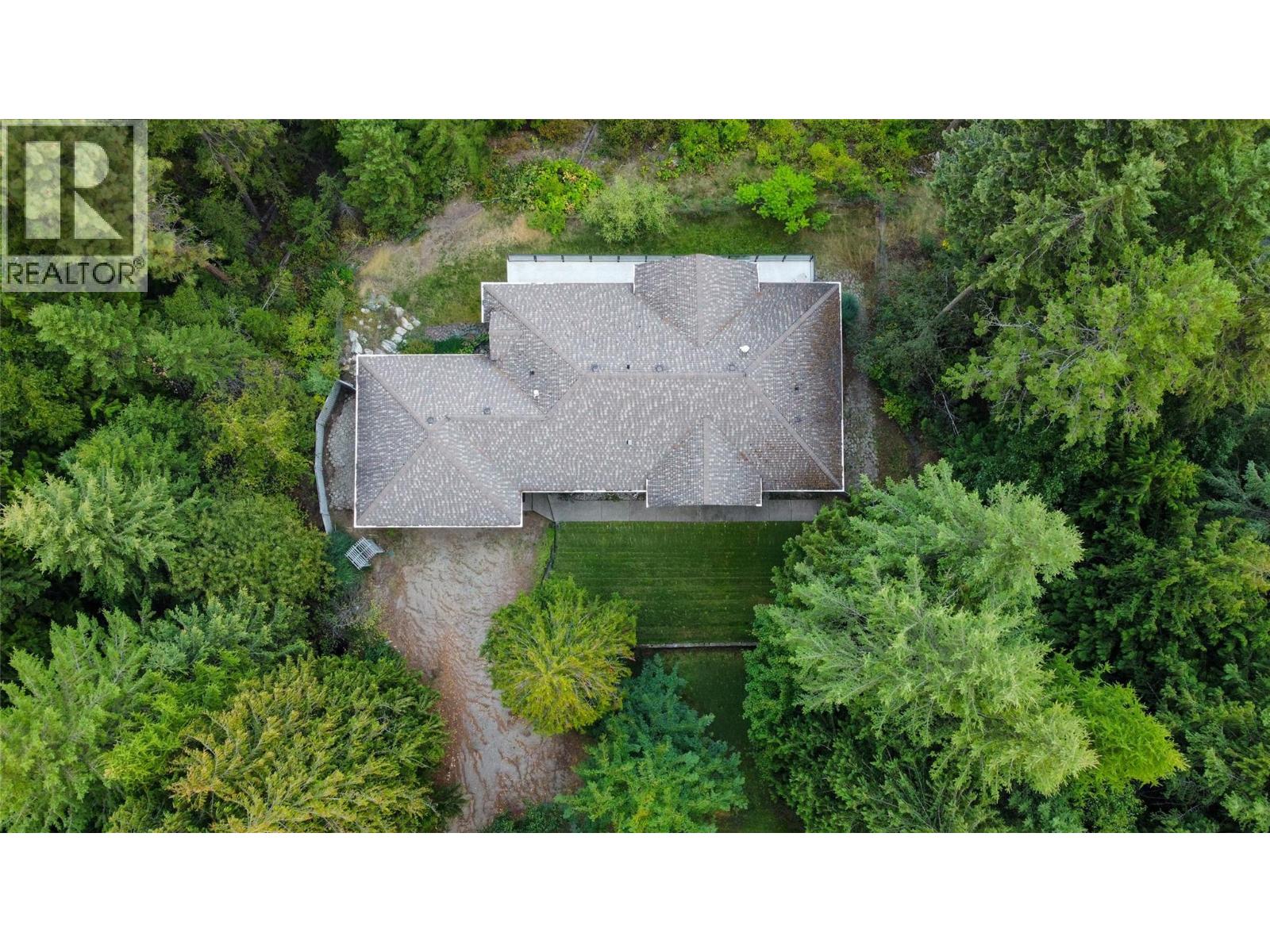 253 Chase Road, Christina Lake
