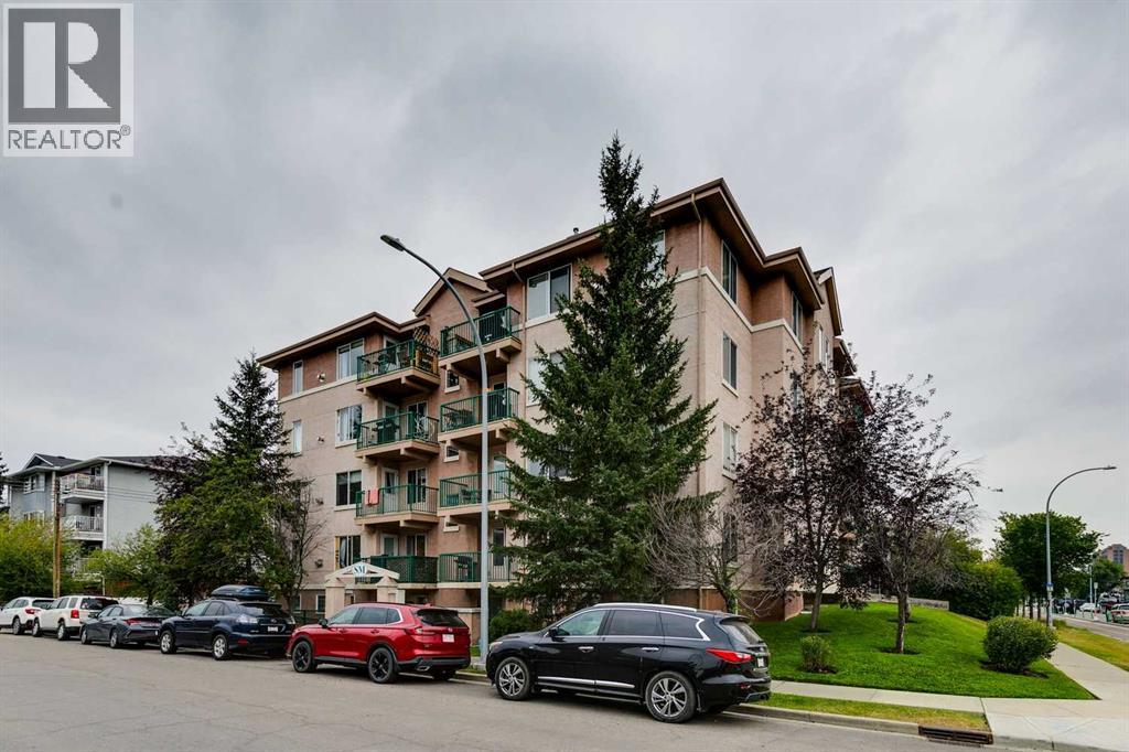 Single Family House for Sale in    Street SW Sunalta Calgary 