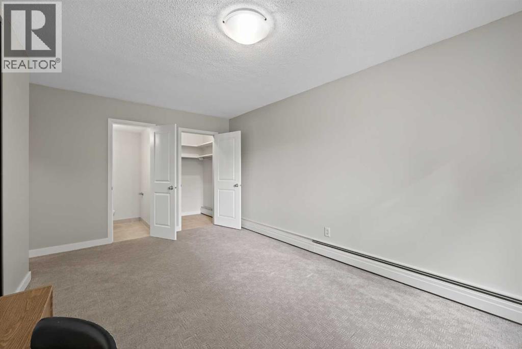 Single Family House for Sale in   Heritage Drive SE Acadia Calgary 