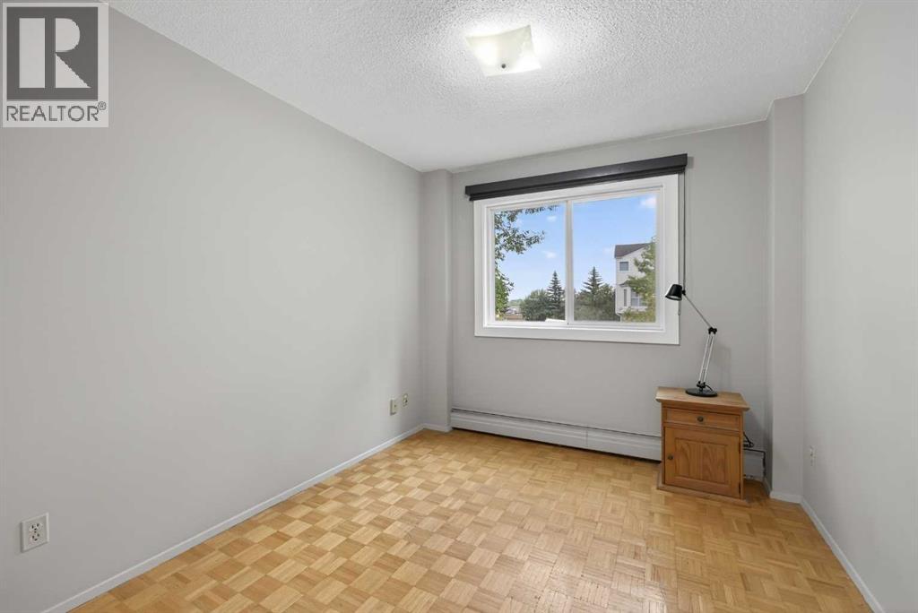 Single Family House for Sale in   Heritage Drive SE Acadia Calgary 