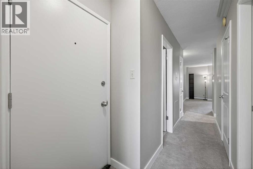 Single Family House for Sale in   Heritage Drive SE Acadia Calgary 