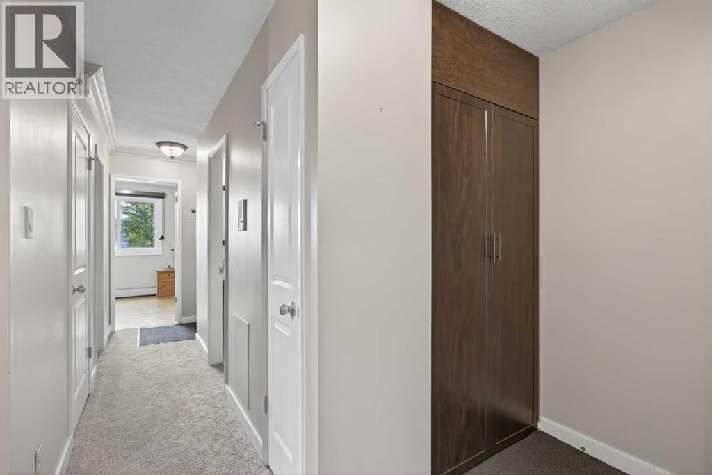 Single Family House for Sale in   Heritage Drive SE Acadia Calgary 