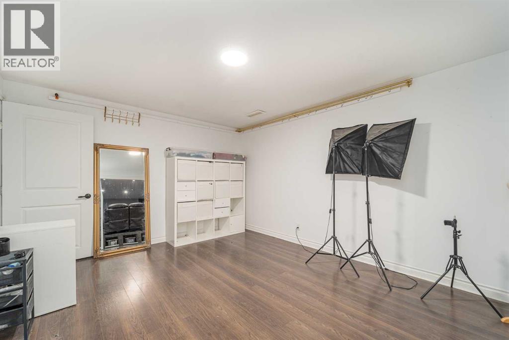 Single Family House Bungalow for Sale in  b Avenue S Victoria Park Lethbridge 