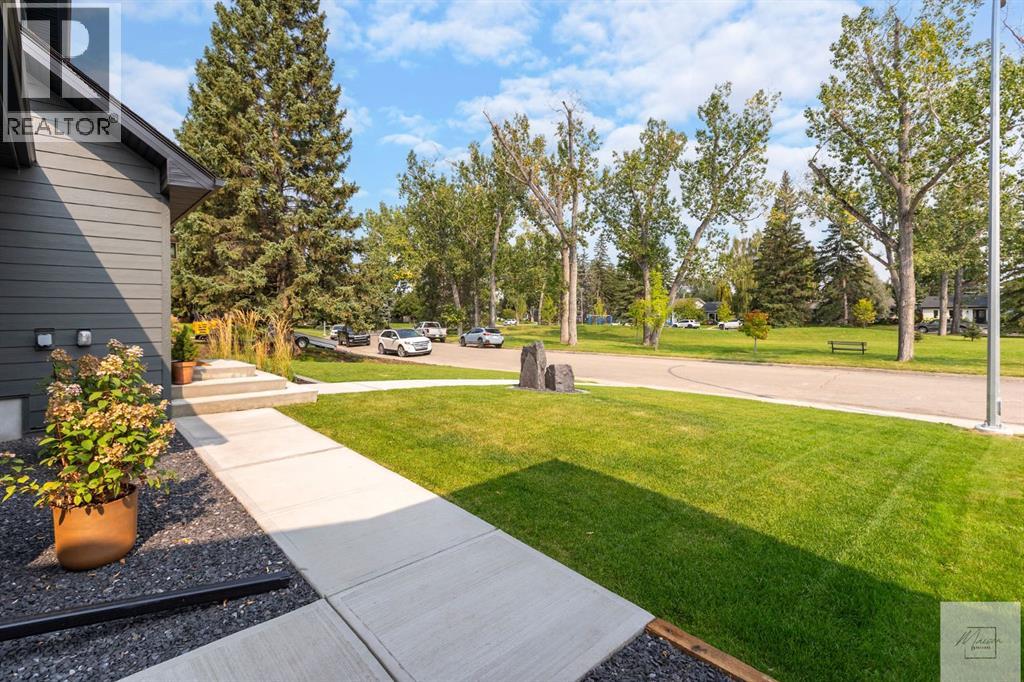 Single Family House for Sale in  Lake Wapta Way SE Lake Bonavista Calgary 