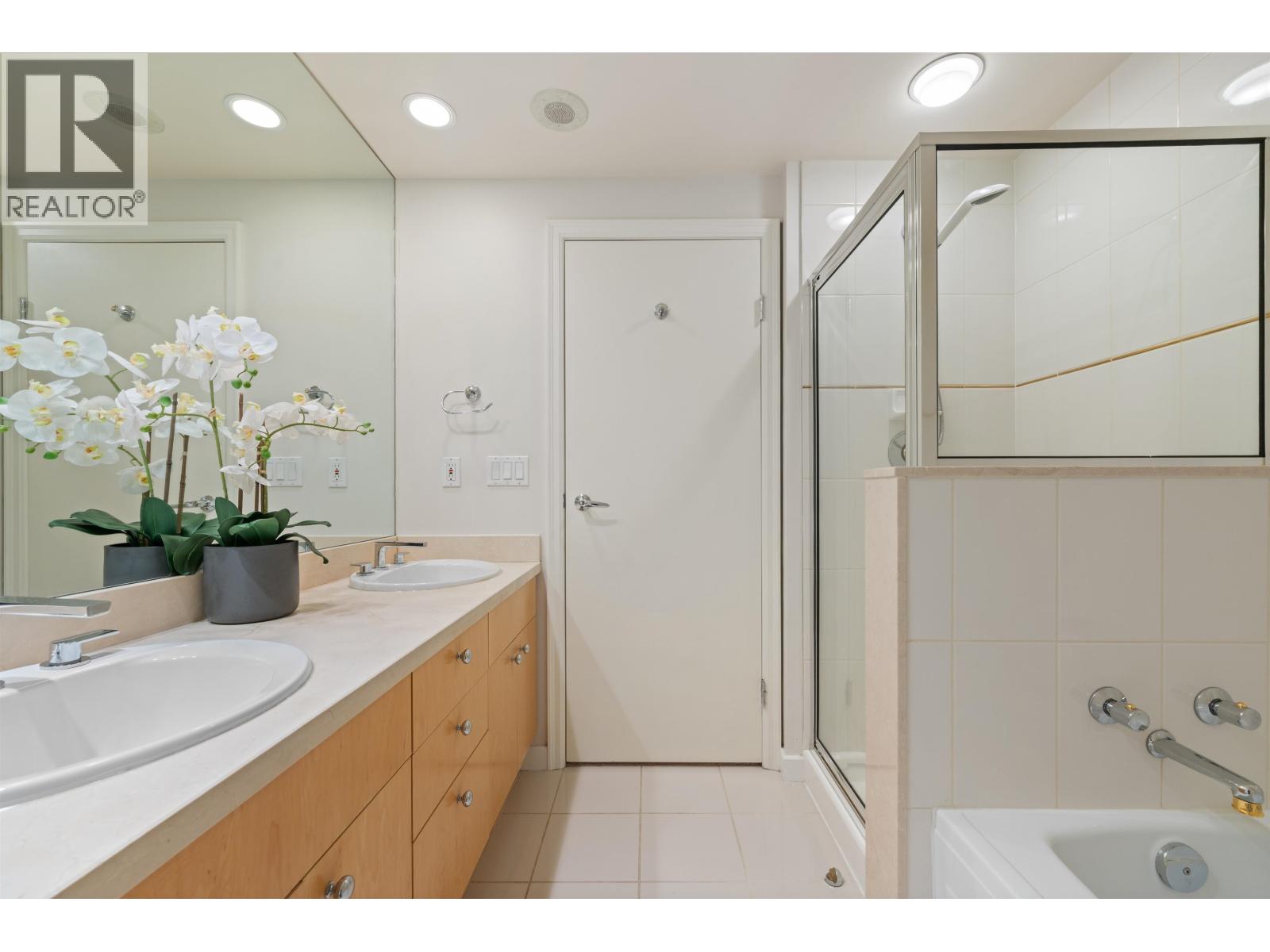 504 1790 BAYSHORE DRIVE, Vancouver