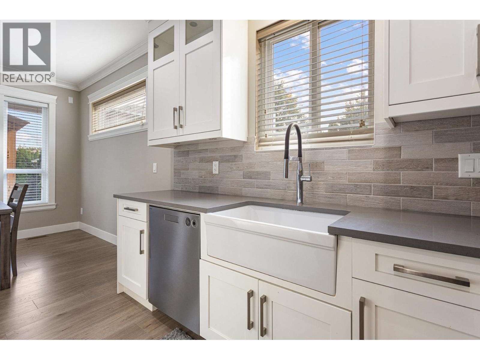 20417 HARTNELL AVENUE, Maple Ridge