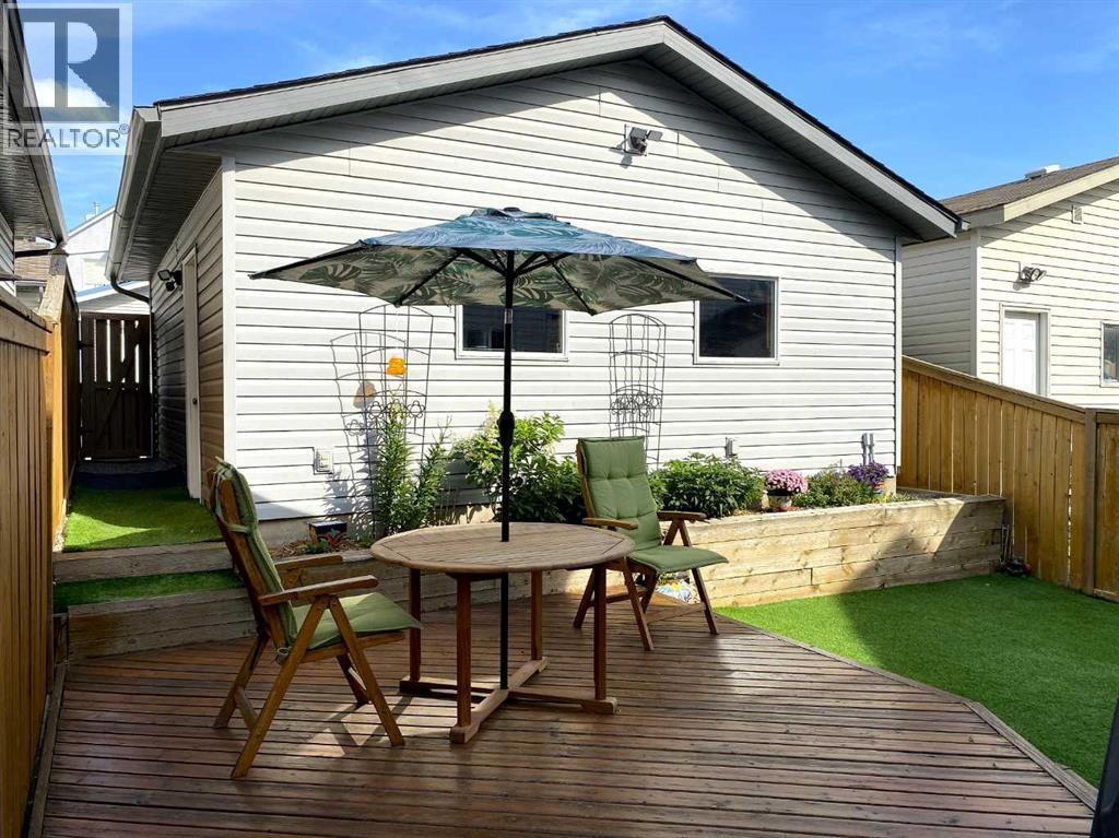 Single Family House for Sale in  Tuscany Springs Heights NW Tuscany Calgary 