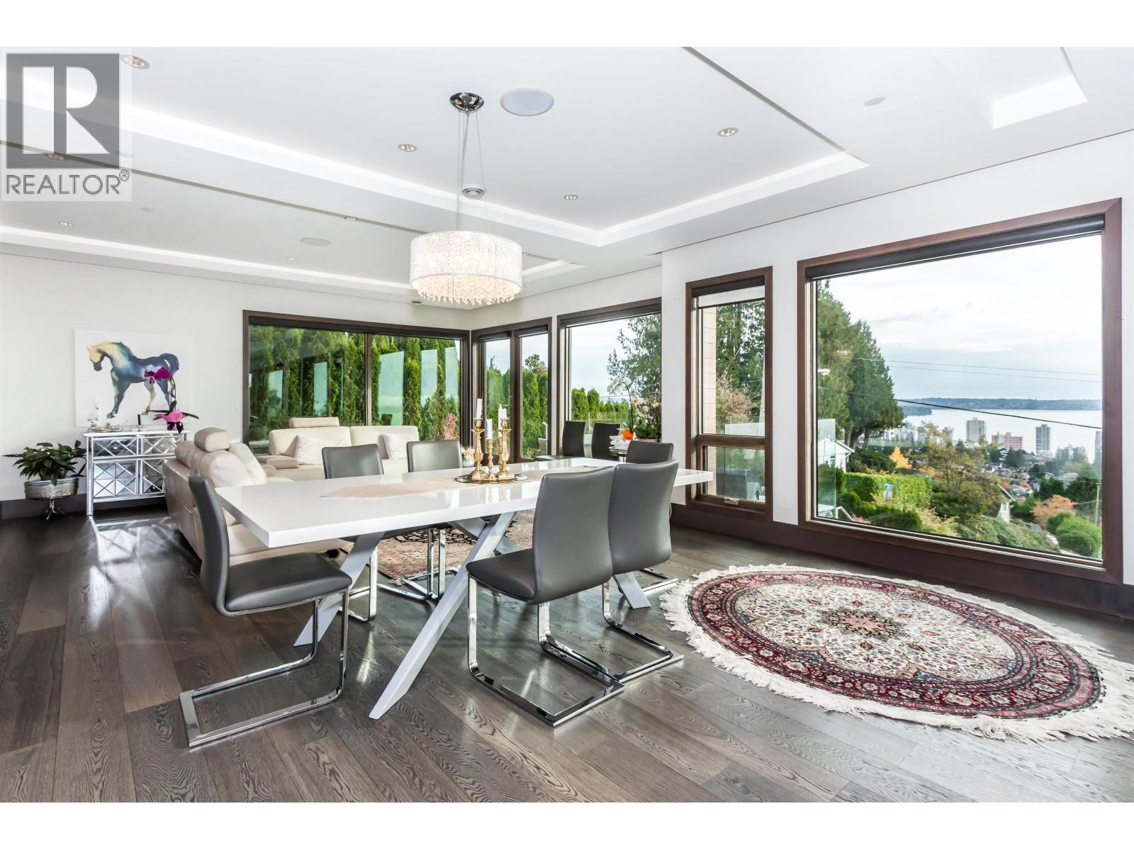 2301 OTTAWA AVENUE, West Vancouver