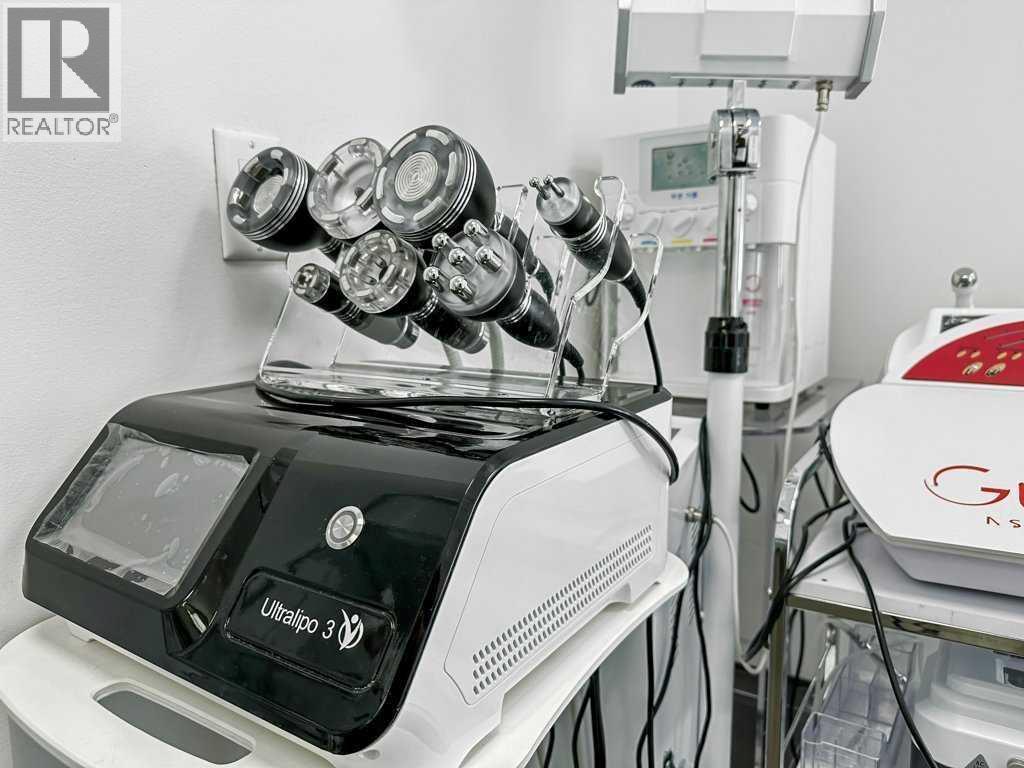 Business for Sale in    Avenue SW Mission Calgary 