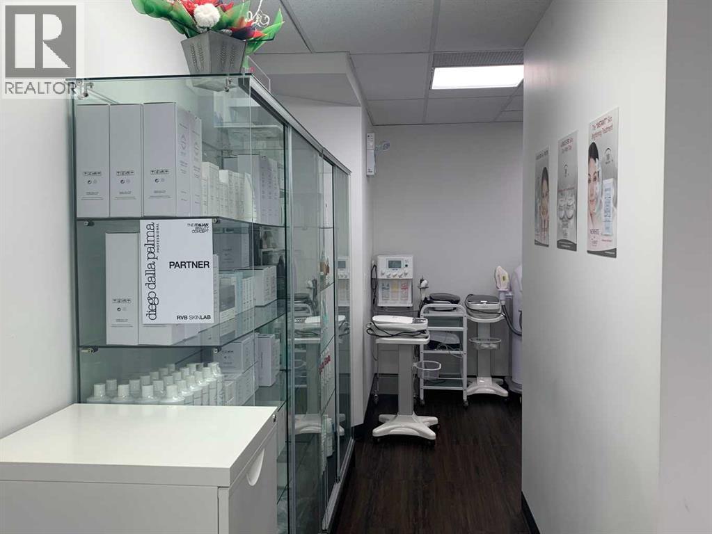 Business for Sale in    Avenue SW Mission Calgary 