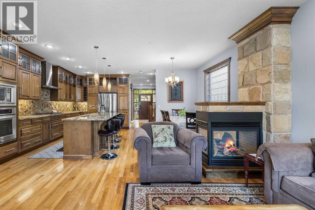 Single Family House for Sale in   Avenue NE Crescent Heights Calgary 