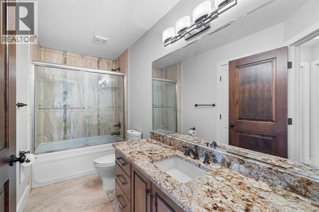 Single Family House for Sale in   Avenue NE Crescent Heights Calgary 