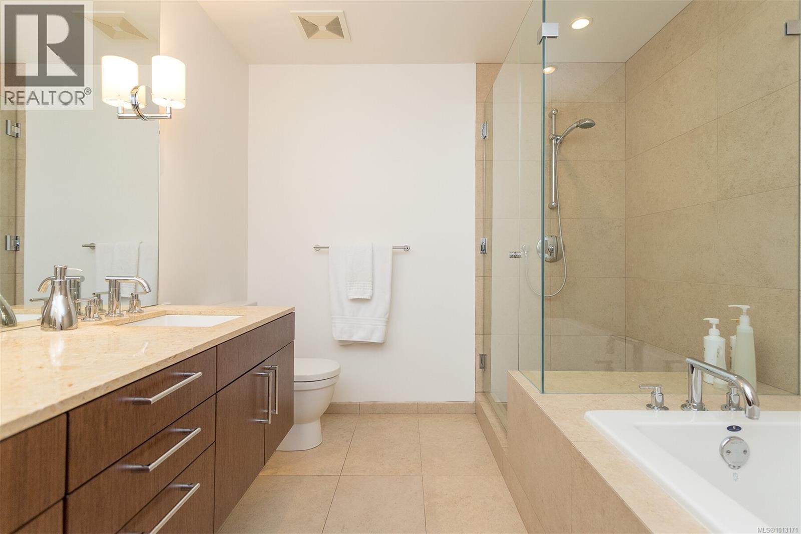 510 100 Saghalie Road, Victoria